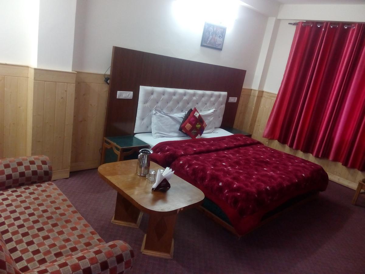 Gautam Hotel & Cottage 马拉里 外观 照片